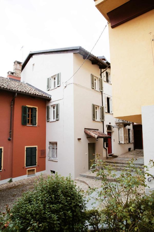 Dimora Della Rocca Bed & Breakfast Costigliole d'Asti Ngoại thất bức ảnh